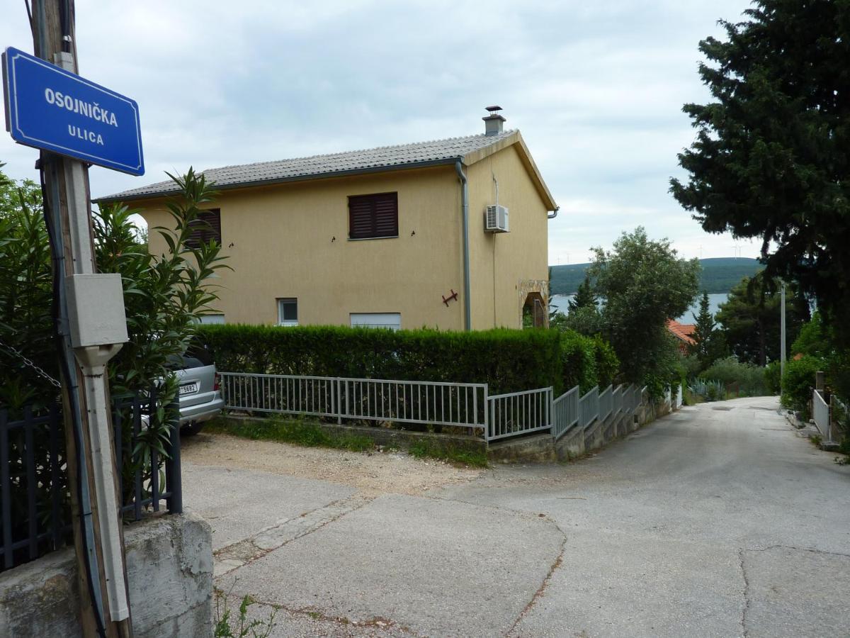 Blue 40 M From Dom wakacyjny Kruševo